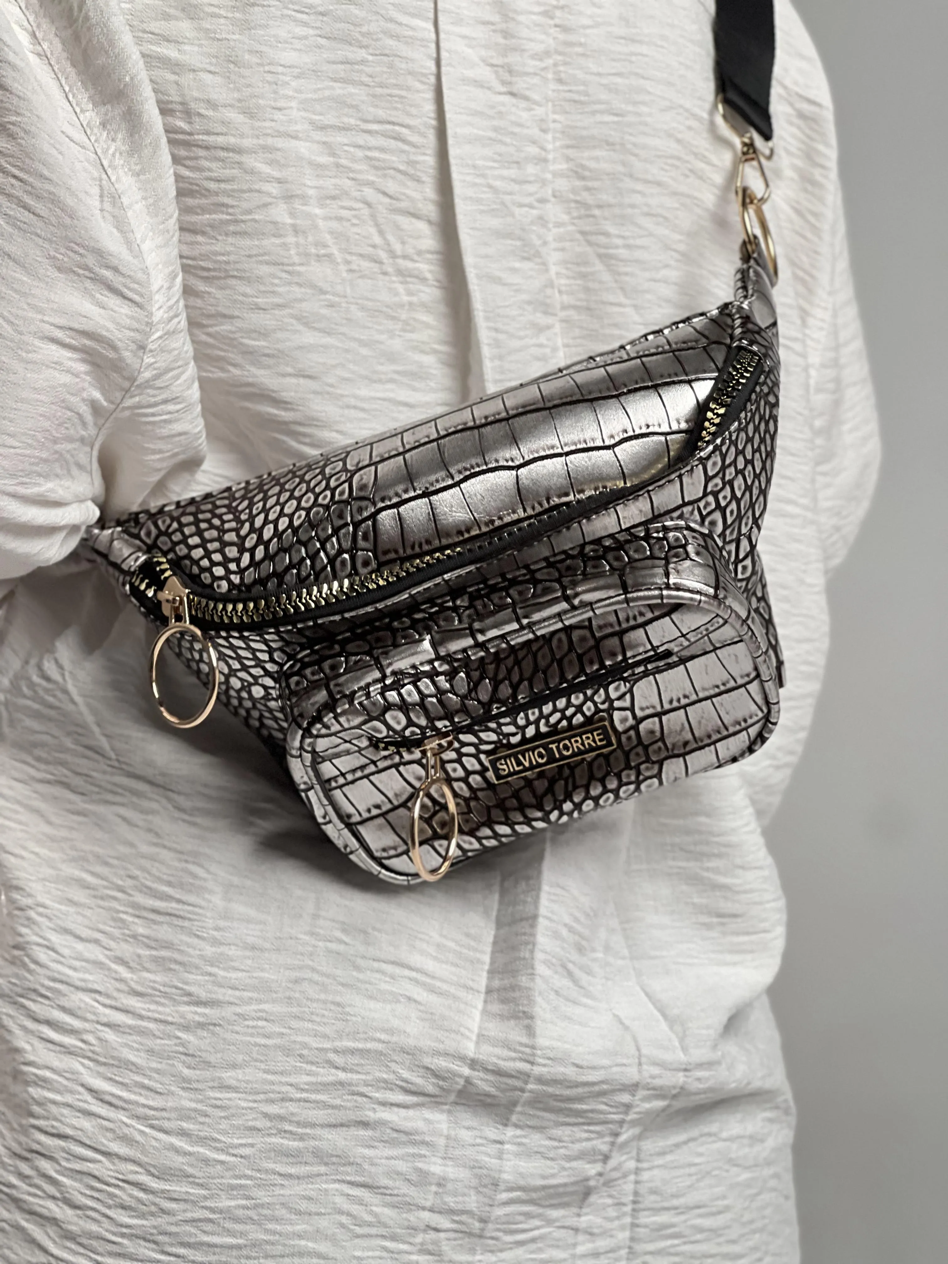 Shiny Snake Leather Super Ring Waist Bag